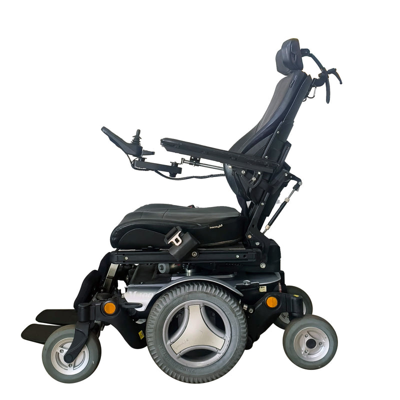 Permobil M400 (Pre-Owned)