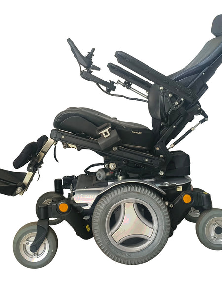 Permobil M400 (Pre-Owned)