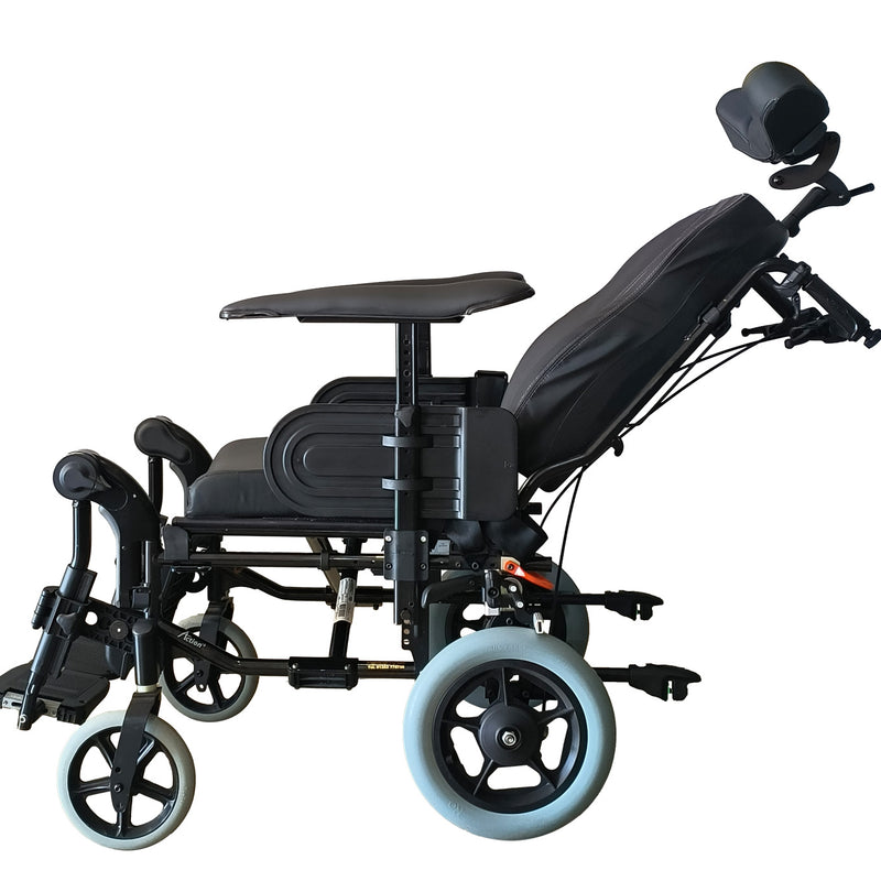 Invacare Action 3 Comfort Recliner (Pre-Owned)